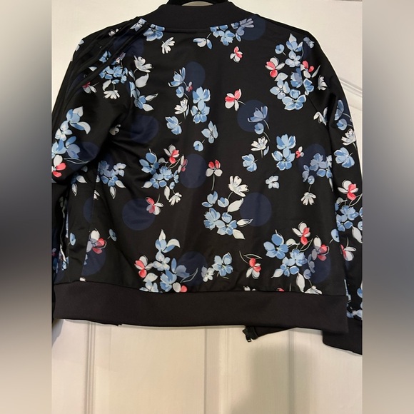 Adidas Floral jacket XL - Picture 8 of 10